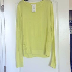 Lemon lime split back pullover